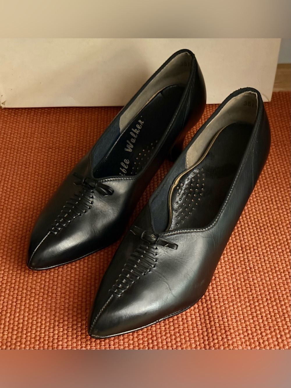 VINTAGE 1940-50’s HEELED WOMEN’S SHOES FOR DISPLAY/DECOR